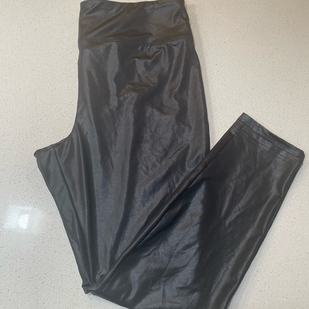 Black faux leather leggings-XL